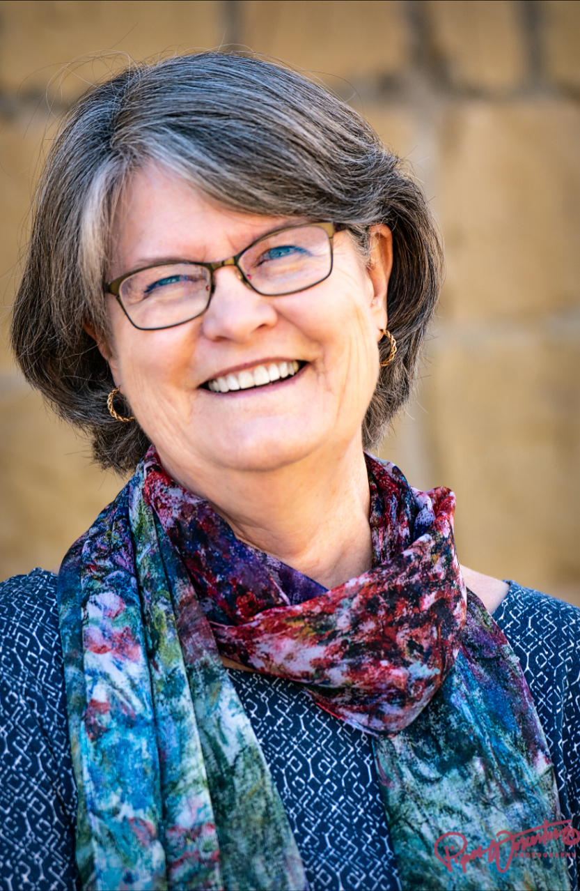 Main Image Supporting the Content of lynette-moyer